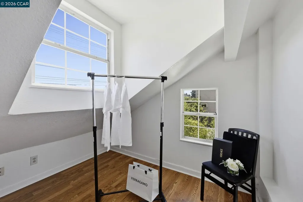1711 Willow Street Alameda CA 94501