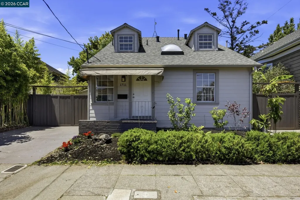 1711 Willow Street Alameda CA 94501