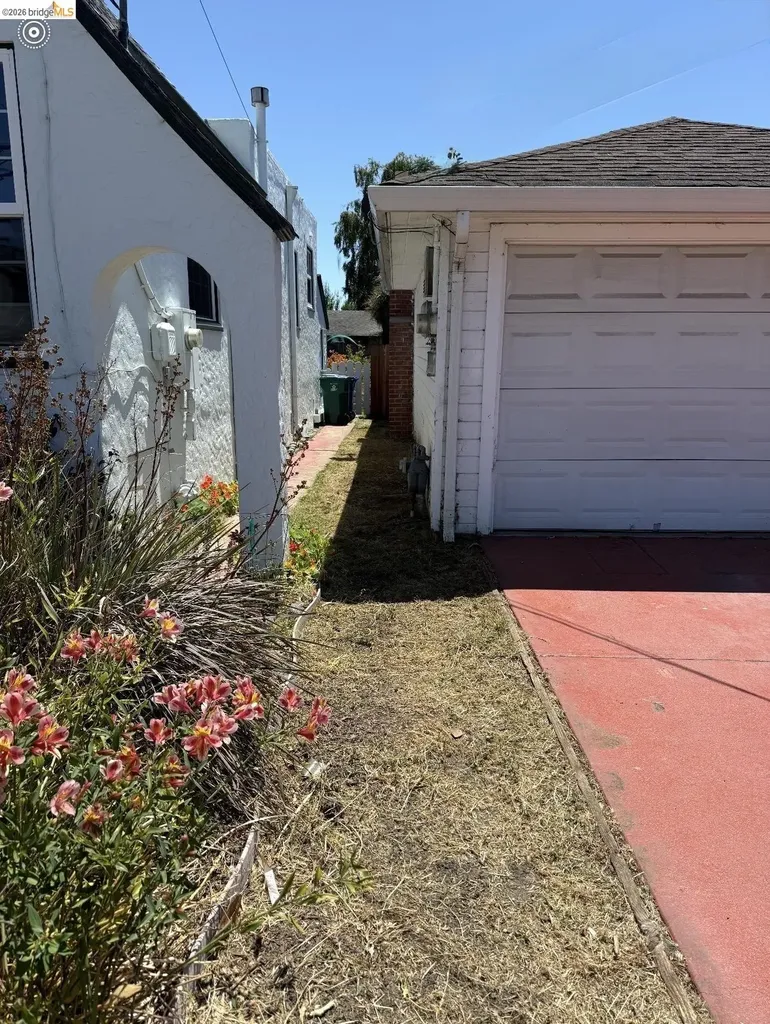 3212 Esmond Avenue Richmond CA 94804