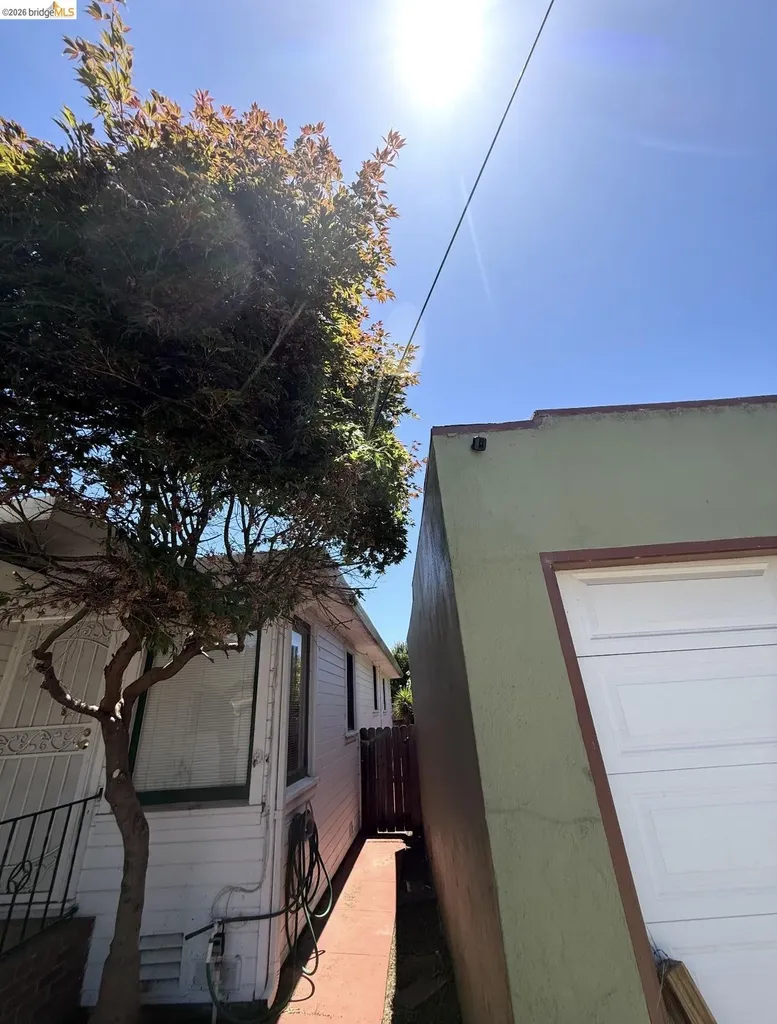 3212 Esmond Avenue Richmond CA 94804