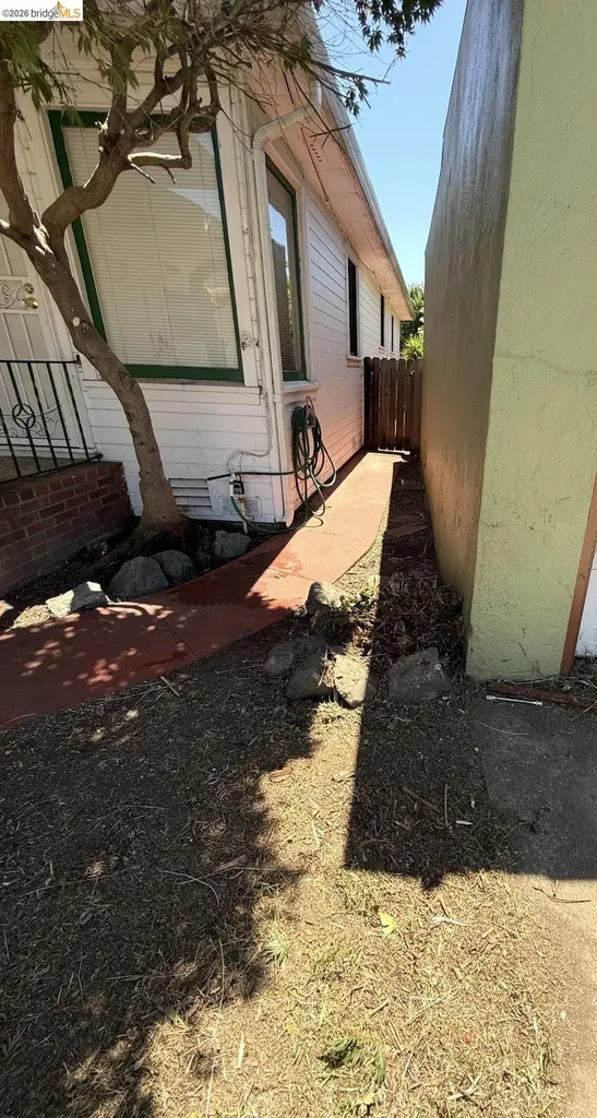 3212 Esmond Avenue Richmond CA 94804