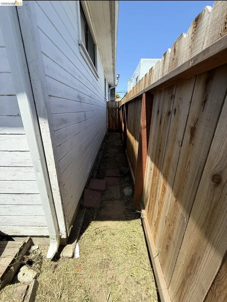 3212 Esmond Avenue Richmond CA 94804
