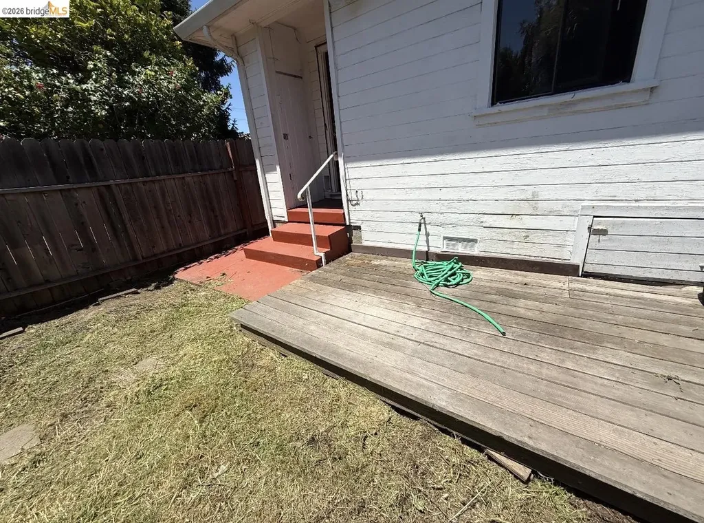 3212 Esmond Avenue Richmond CA 94804
