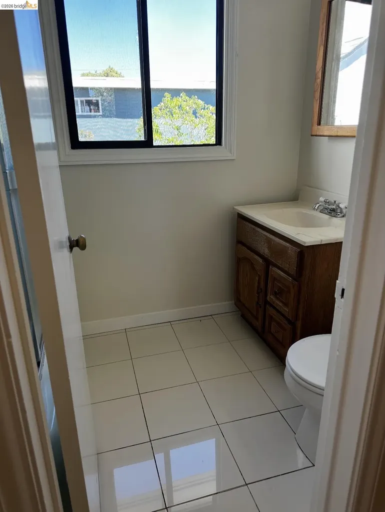 3212 Esmond Avenue Richmond CA 94804