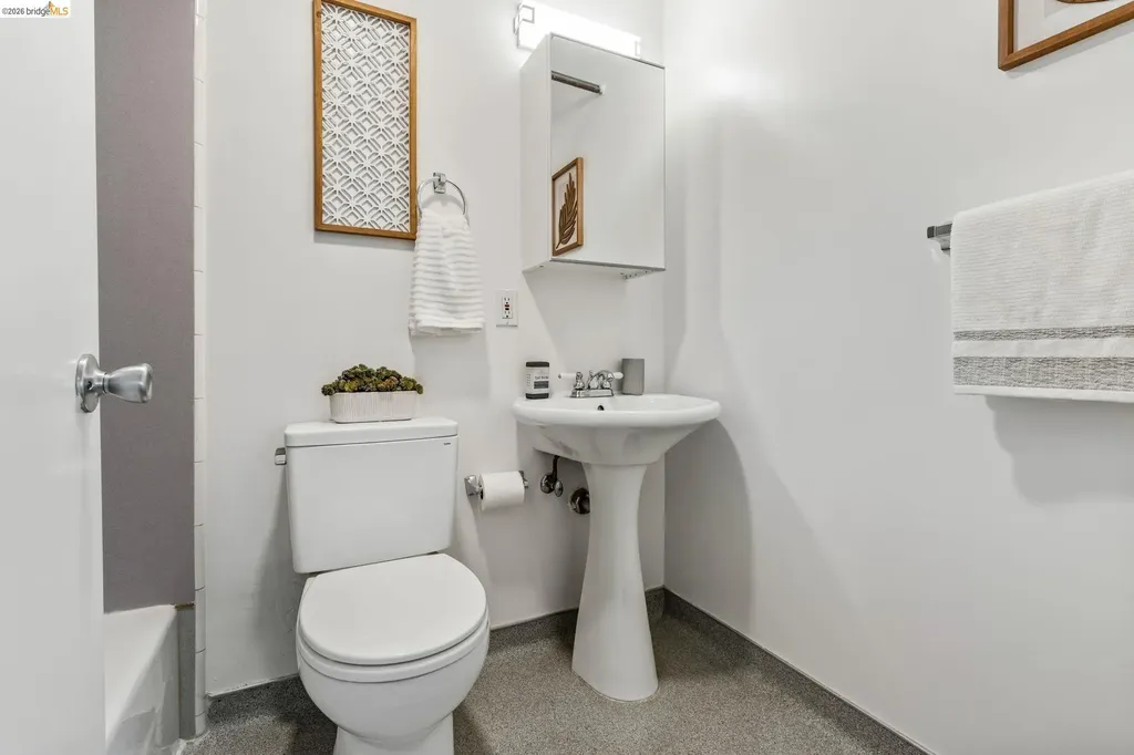1920 Union Street #9 Oakland CA 94607
