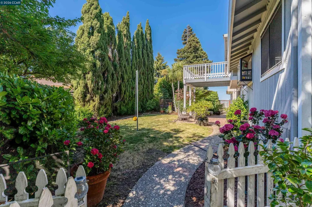 423 Duperu Drive Crockett CA 94525