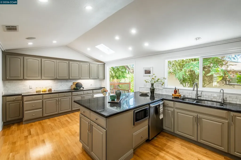 4033 Valente Drive Lafayette CA 94549