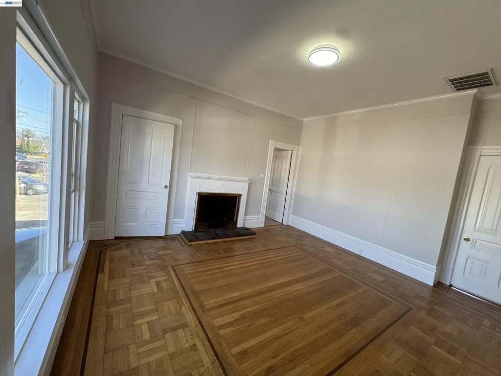 1840 90th Avenue Oakland CA 94603