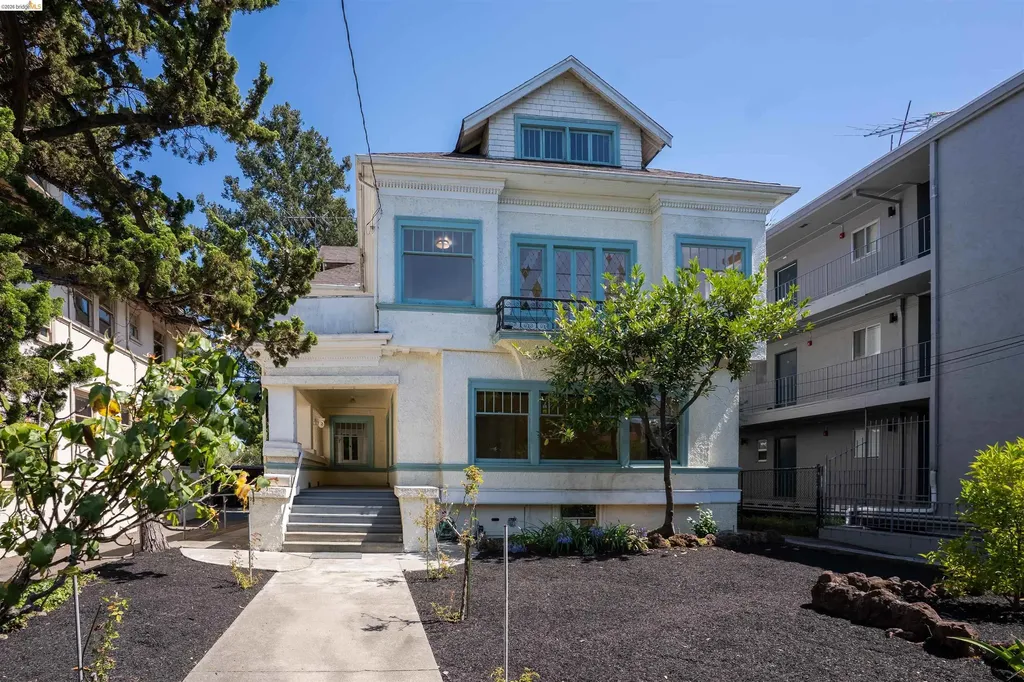474 Jean Oakland CA 94610