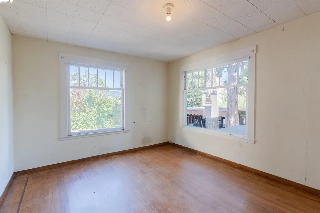 474 Jean Oakland CA 94610