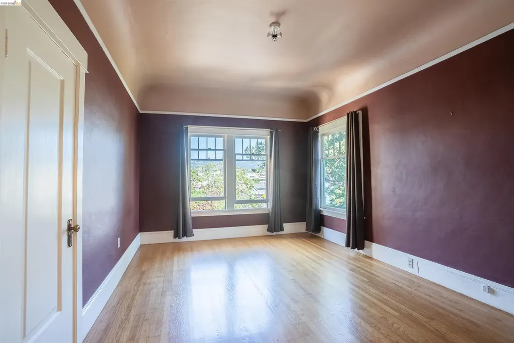 474 Jean Oakland CA 94610