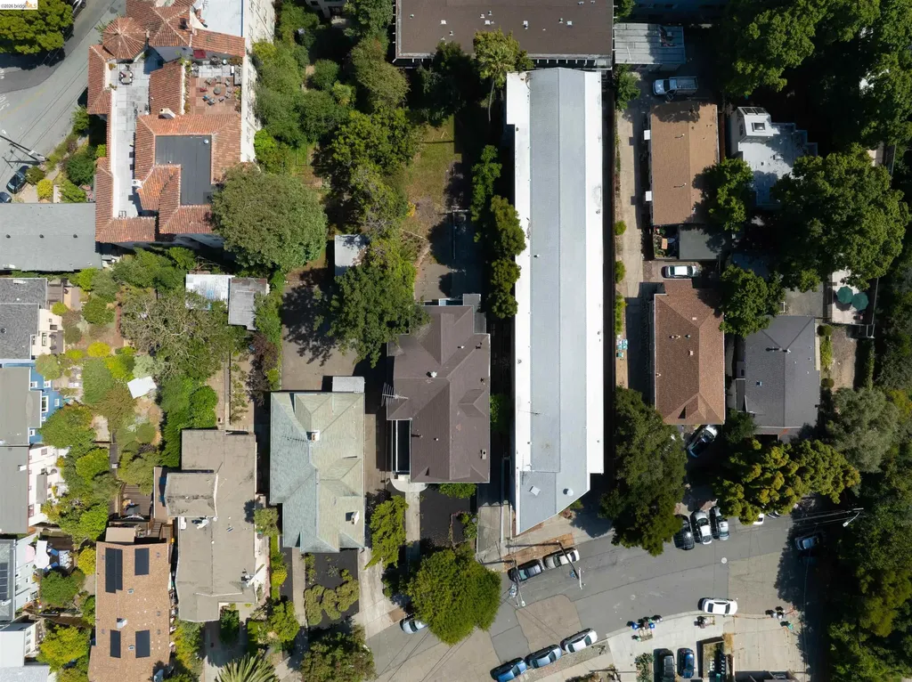 474 Jean Oakland CA 94610