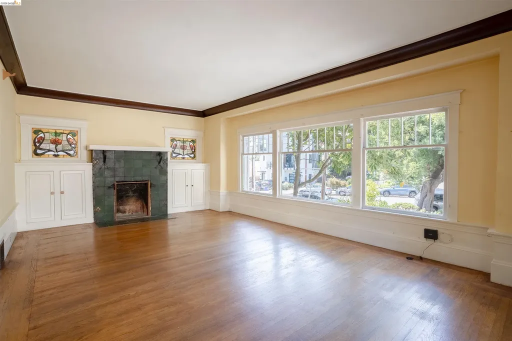 474 Jean Oakland CA 94610