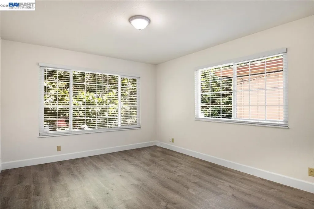 21585 Montgomery Street Hayward CA 94541