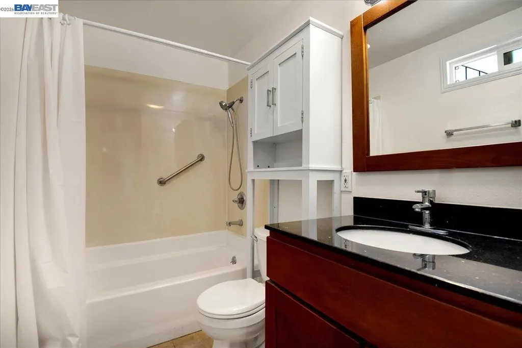 21585 Montgomery Street Hayward CA 94541