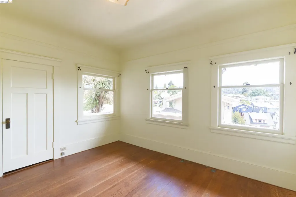 478 Jean Street Oakland CA 94610