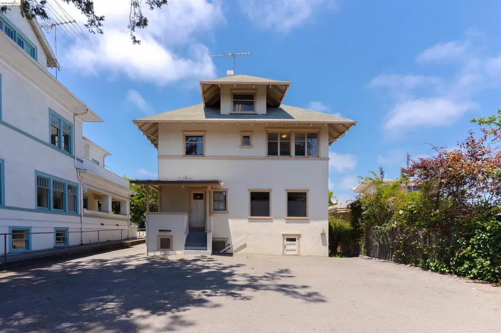 478 Jean Street Oakland CA 94610