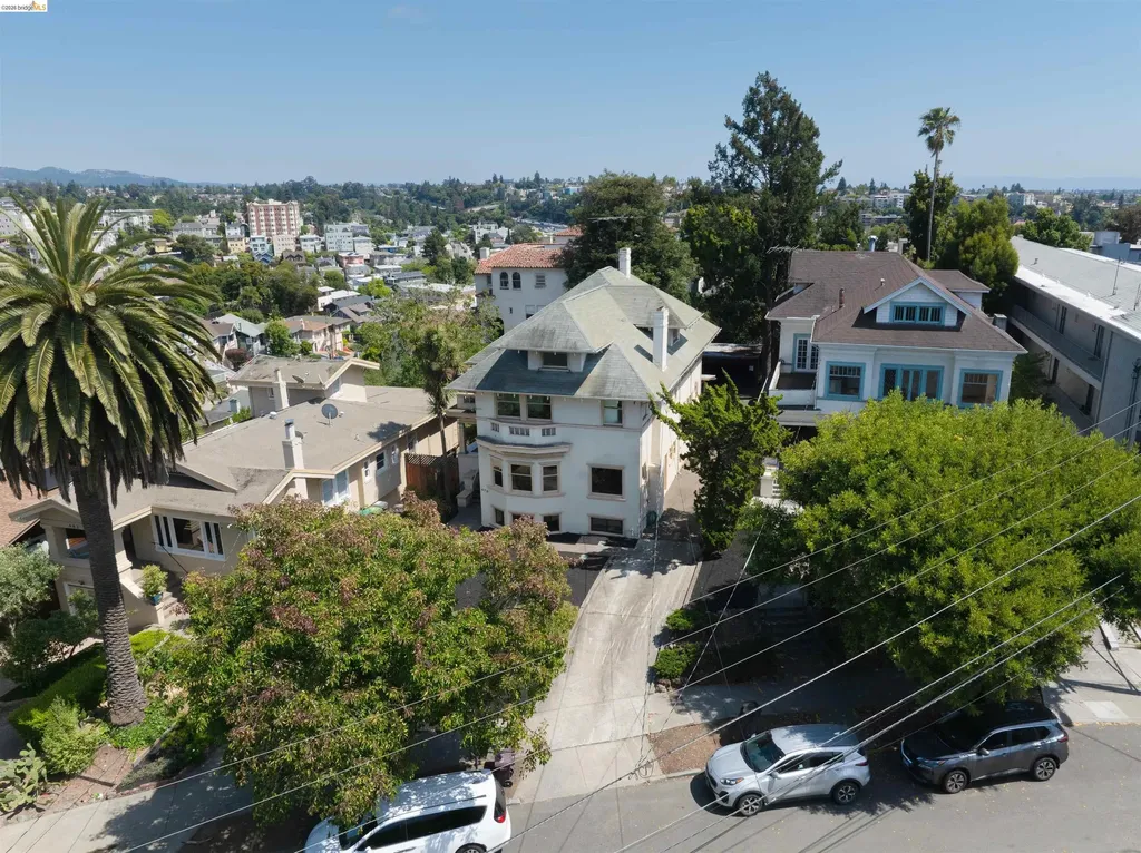 478 Jean Street Oakland CA 94610