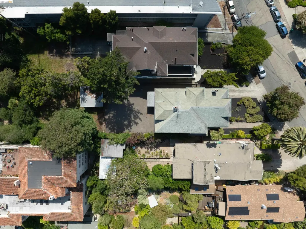 478 Jean Street Oakland CA 94610