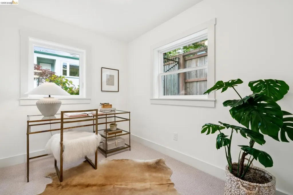368 Hudson Oakland CA 94618