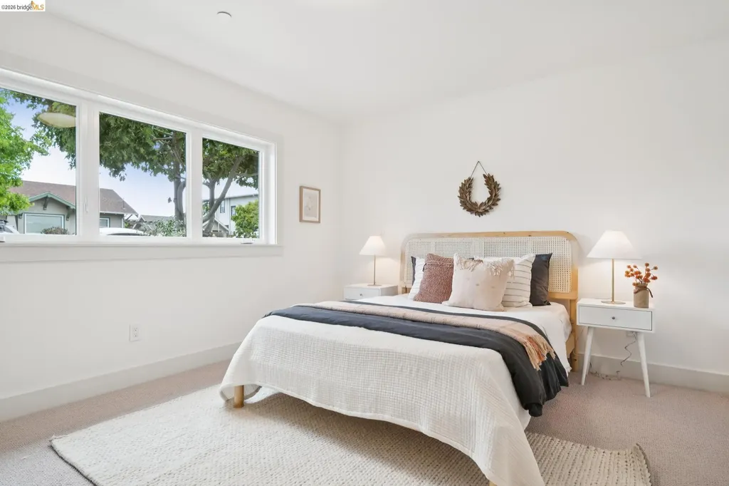 368 Hudson Oakland CA 94618