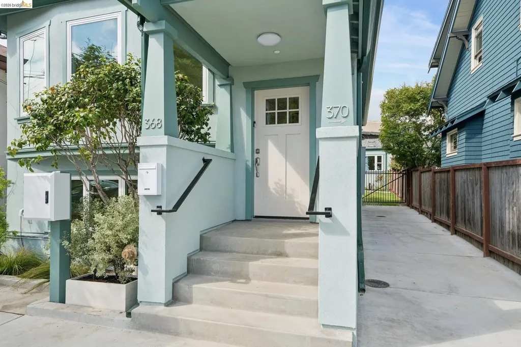 368 Hudson Oakland CA 94618