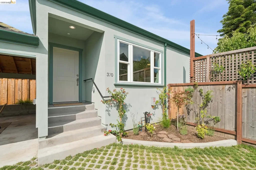 368 Hudson Oakland CA 94618