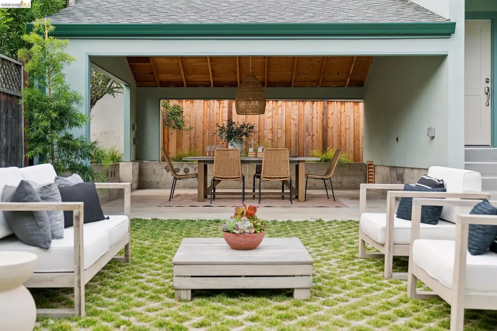 368 Hudson Oakland CA 94618