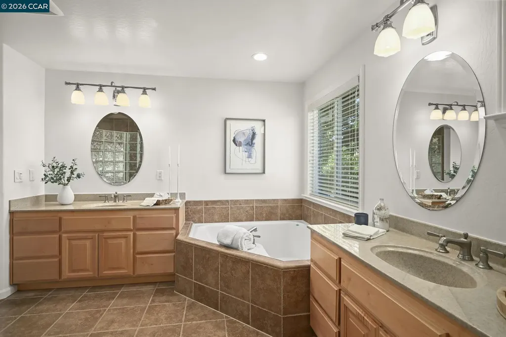 102 Henson Creek Court Martinez CA 94553