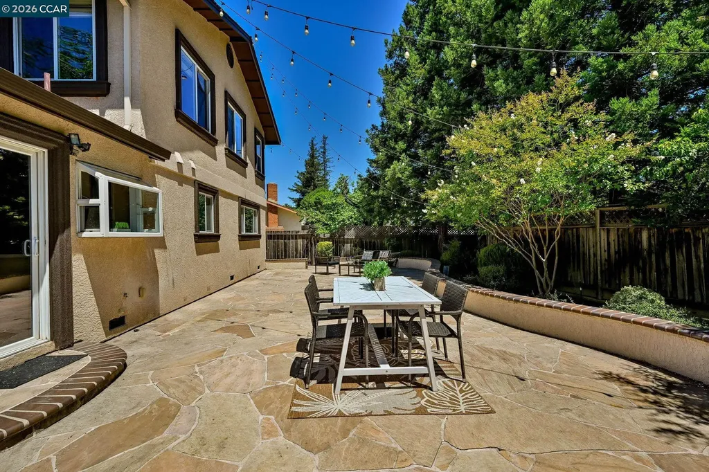 102 Henson Creek Court Martinez CA 94553