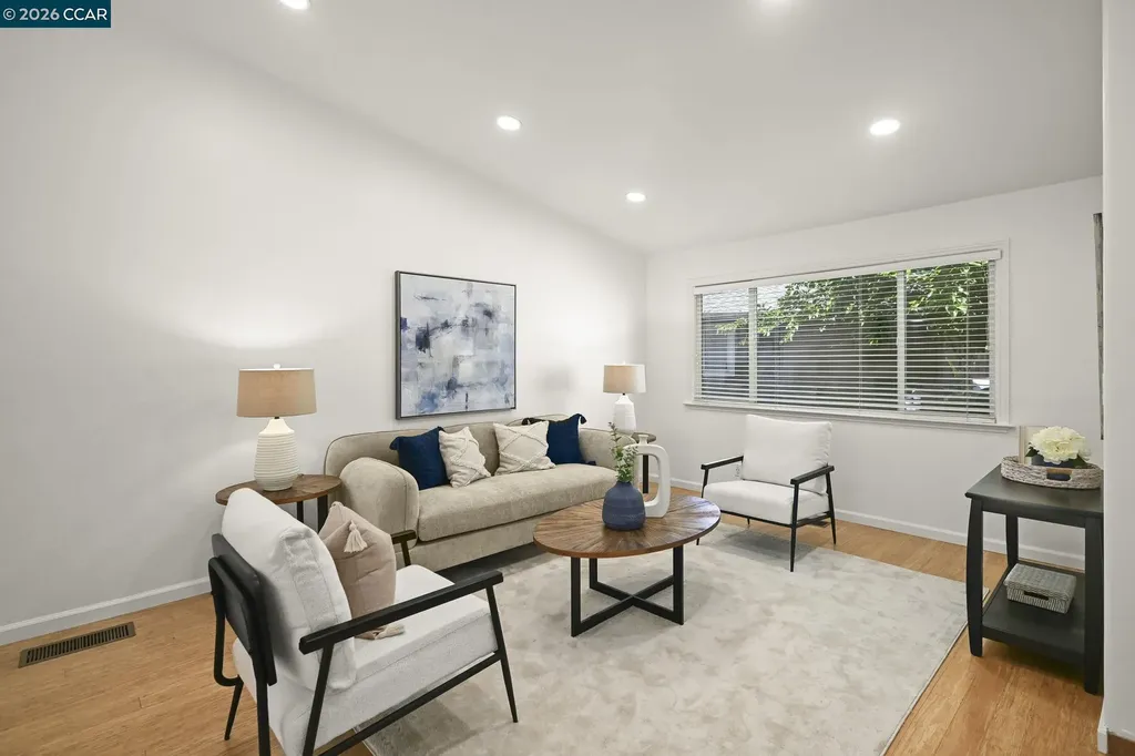 102 Henson Creek Court Martinez CA 94553