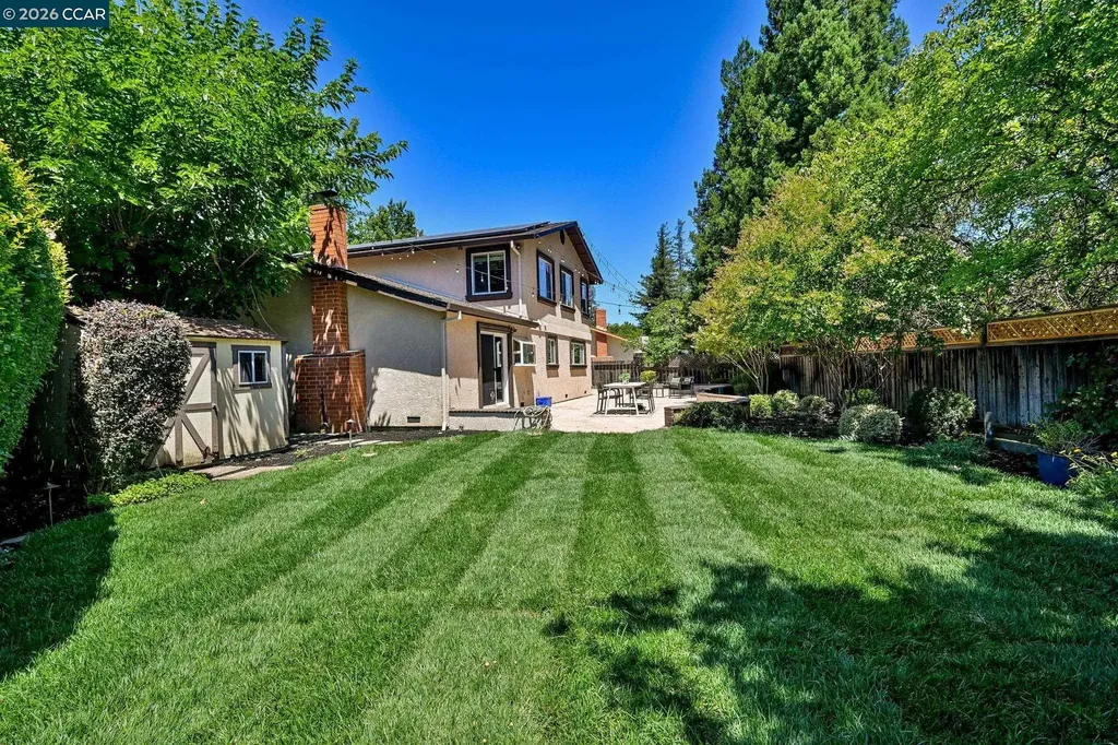 102 Henson Creek Court Martinez CA 94553