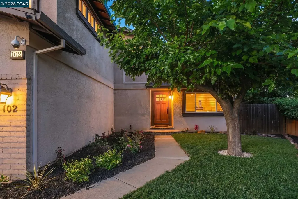 102 Henson Creek Court Martinez CA 94553