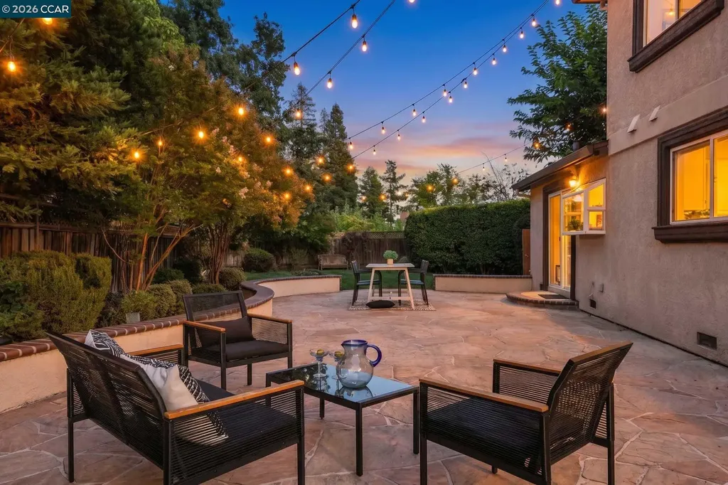 102 Henson Creek Court Martinez CA 94553