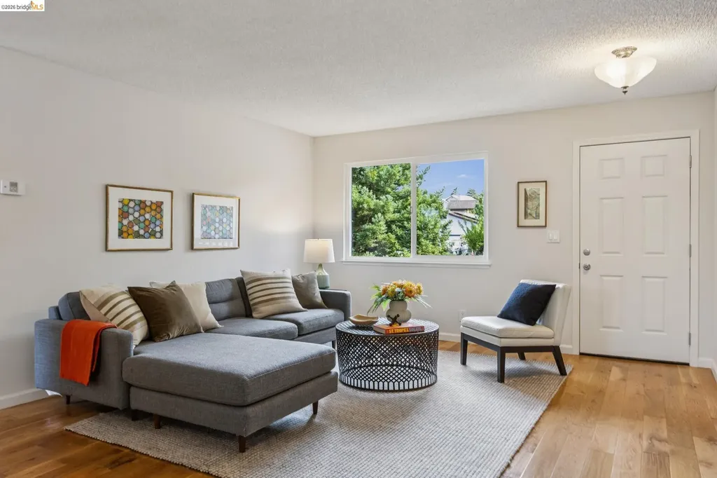 1131 Mitchell Way El Sobrante CA 94803