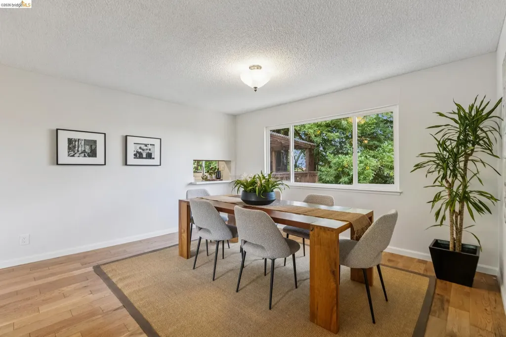 1131 Mitchell Way El Sobrante CA 94803