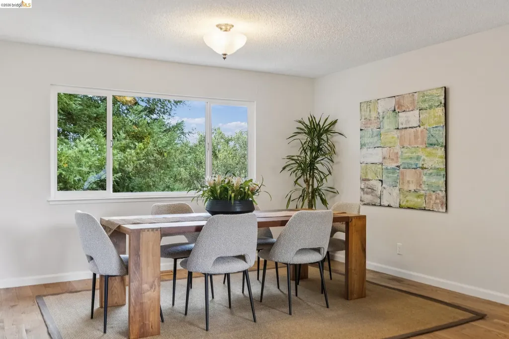 1131 Mitchell Way El Sobrante CA 94803