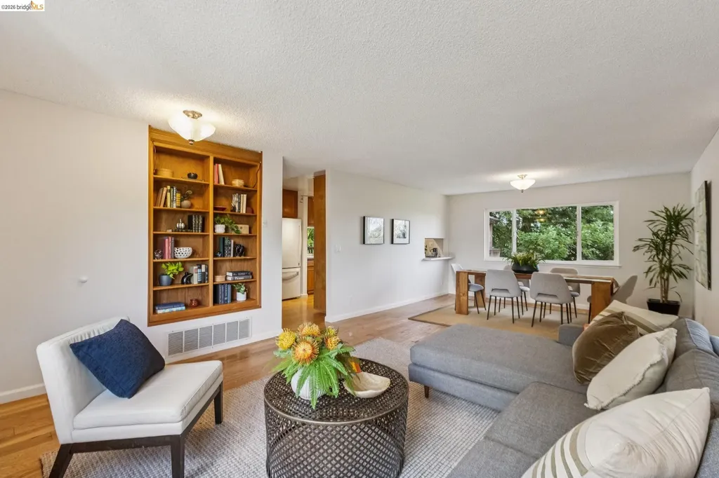 1131 Mitchell Way El Sobrante CA 94803
