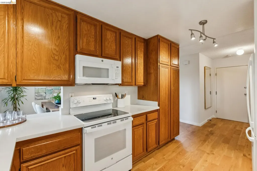 1131 Mitchell Way El Sobrante CA 94803