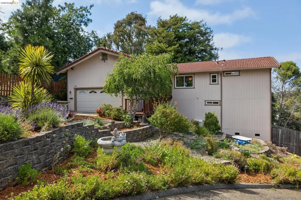 1131 Mitchell Way El Sobrante CA 94803