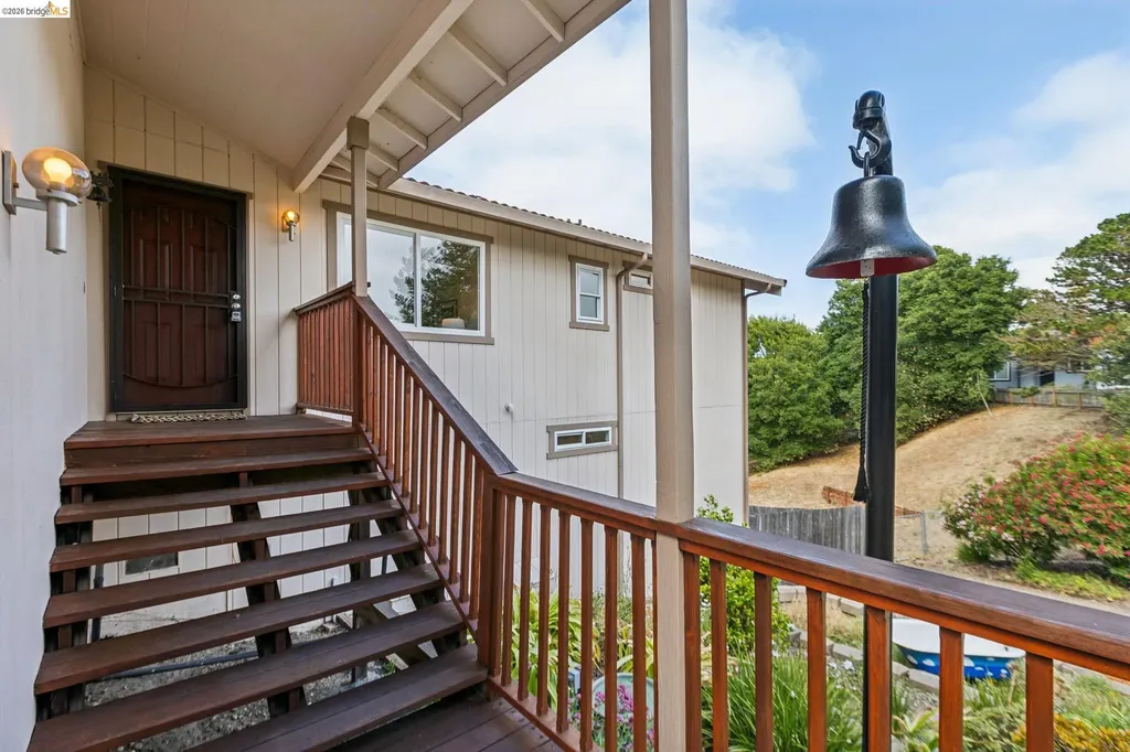 1131 Mitchell Way El Sobrante CA 94803