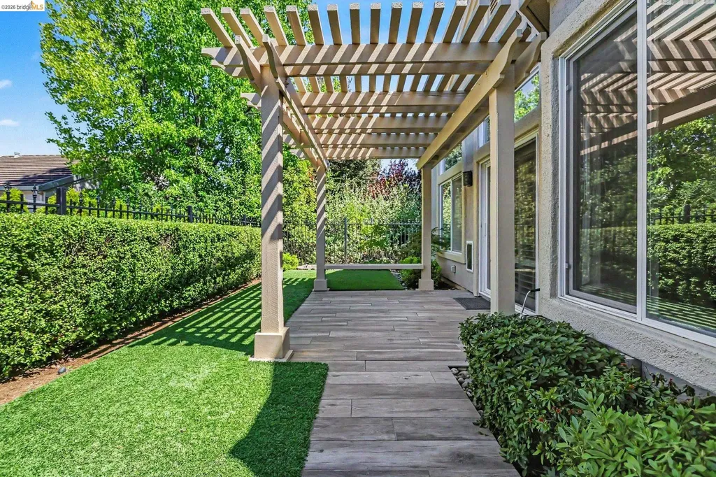424 Gravenstein Terrace Brentwood CA 94513