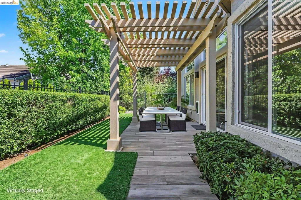 424 Gravenstein Terrace Brentwood CA 94513