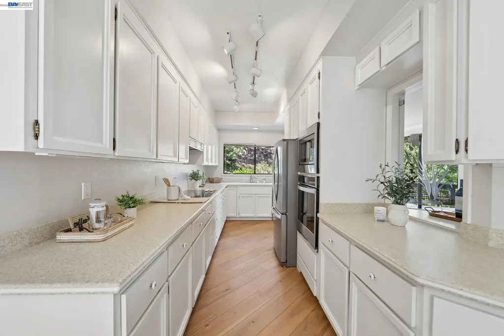 3324 Ptarmigan Drive Walnut Creek CA 94595