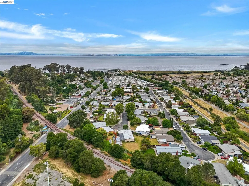 512 Tennent Avenue Pinole CA 94564