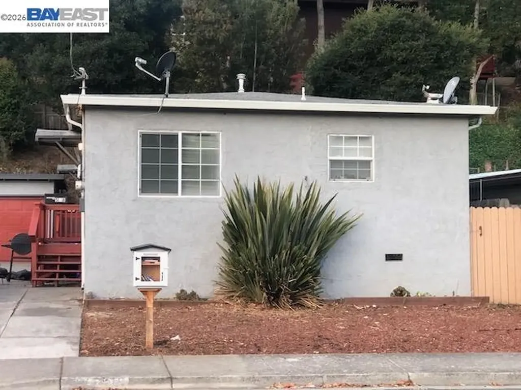 512 Tennent Avenue Pinole CA 94564