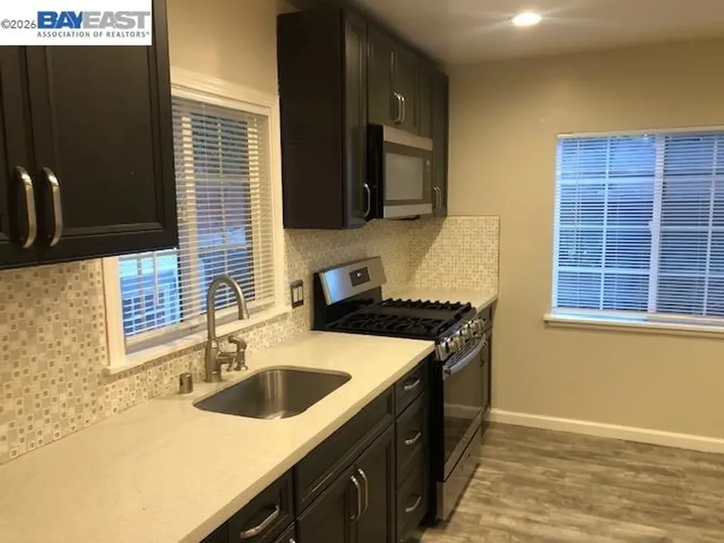 512 Tennent Avenue Pinole CA 94564