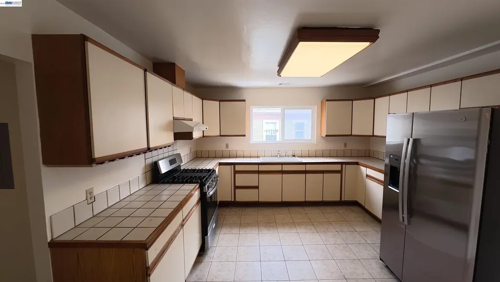 1418 15th Avenue Oakland CA 94606