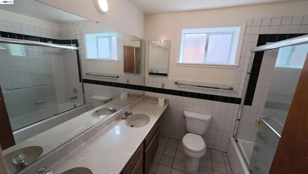 1418 15th Avenue Oakland CA 94606