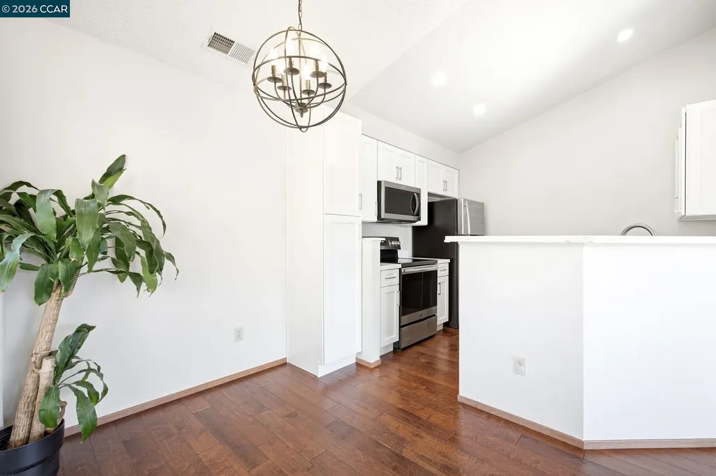 1111 Devonwood Hercules CA 94547